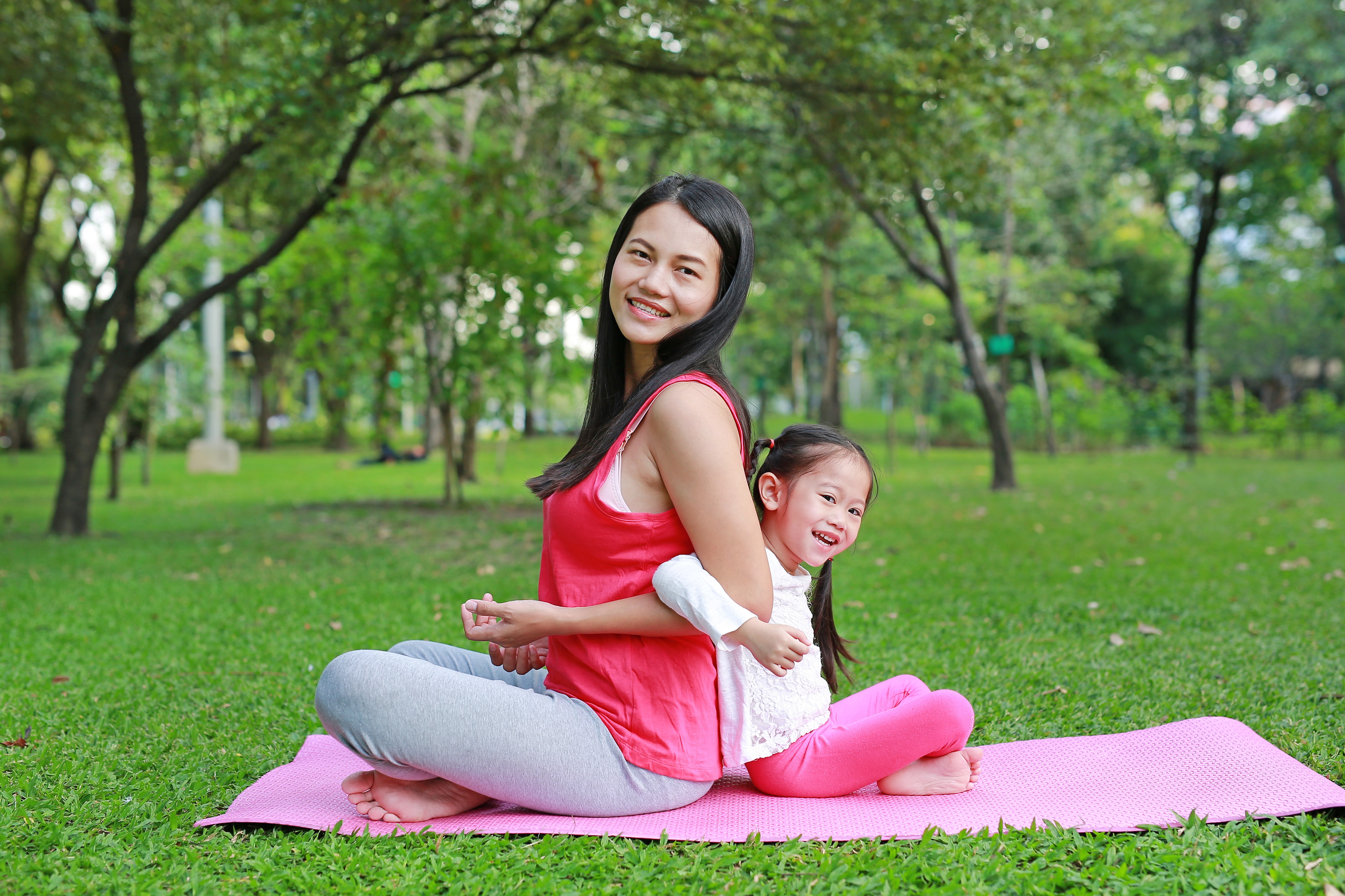 olahraga anak 2-5 tahun, manfaat olahraga anak, olahraga ringan anak, tips mengenalkan olahraga, aktivitas fisik anak, Bunda, si Kecil